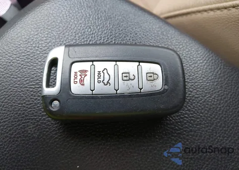 2013 Hyundai Elantra Limited z USA, uszkodzony, nr VIN 5NPDH4AE0DH201160